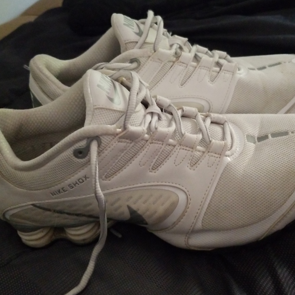 Nike shox